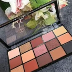پالت سایه 15 رنگ رولوشن مدل Velvet Rose - Image 4